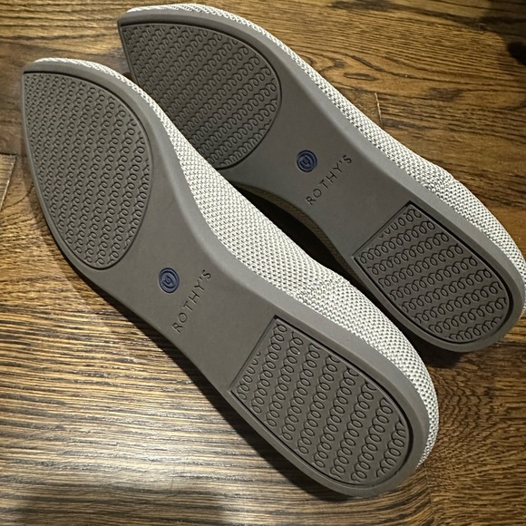 Rothy’s the point light gray size 6 - Picture 3 of 4